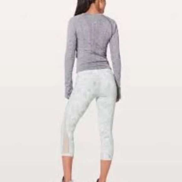 Lululemon Train Times Crop *21" Jasmine White Multi / White  4 - Picture 1 of 9